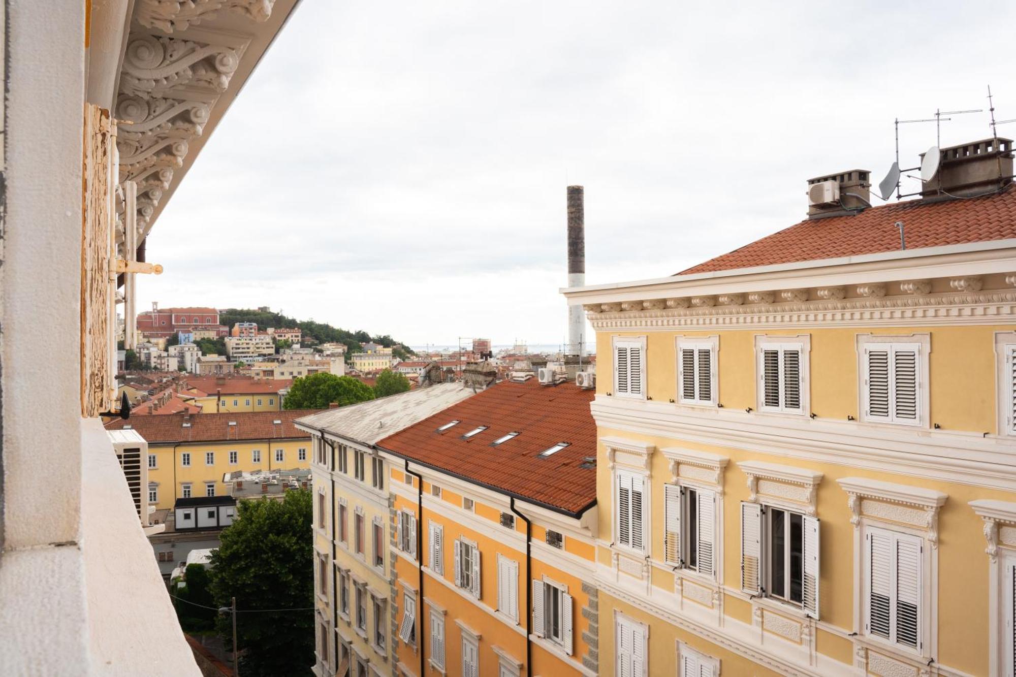 Enjoy Trieste In The City Center Eksteriør bilde